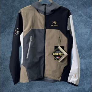 Arc'teryx Men's Multi-Color Hooded Jacket